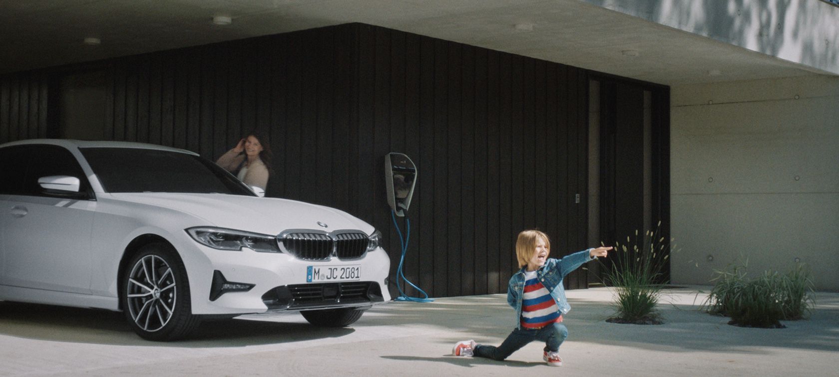 Funktionsweise des BMW Plug-in-Hybrids PHEV.