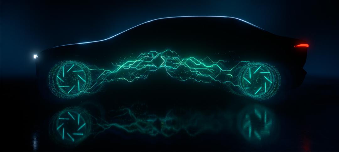 Eine dunkle, seitliche Silhouette eines Autos ist vor einem schwarzen Hintergrund zu sehen. Im Inneren und entlang der Karosserie ist eine leuchtend grüne, zickzackförmige Struktur dargestellt, die wie ein Energiefluss oder eine elektrische Verbindung wirkt und die Räder verbindet. Die Räder selbst leuchten ebenfalls in einem grünen, wirbelnden Muster. Eine schwache Reflexion des Autos und des Lichts ist auf dem dunklen Boden sichtbar.