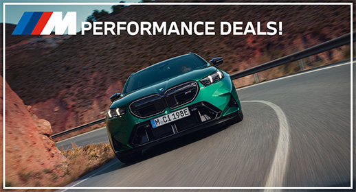 Der BMW M5 Touring kombiniert die aggressive M-Front mit der praktischen und zugleich dynamischen Kombi-Dachlinie.