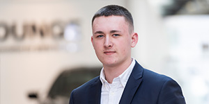 Manuel Uhrich - Automobilkaufmann in Ausbildung Manuel Uhrich - Automobilkaufmann in Ausbildung